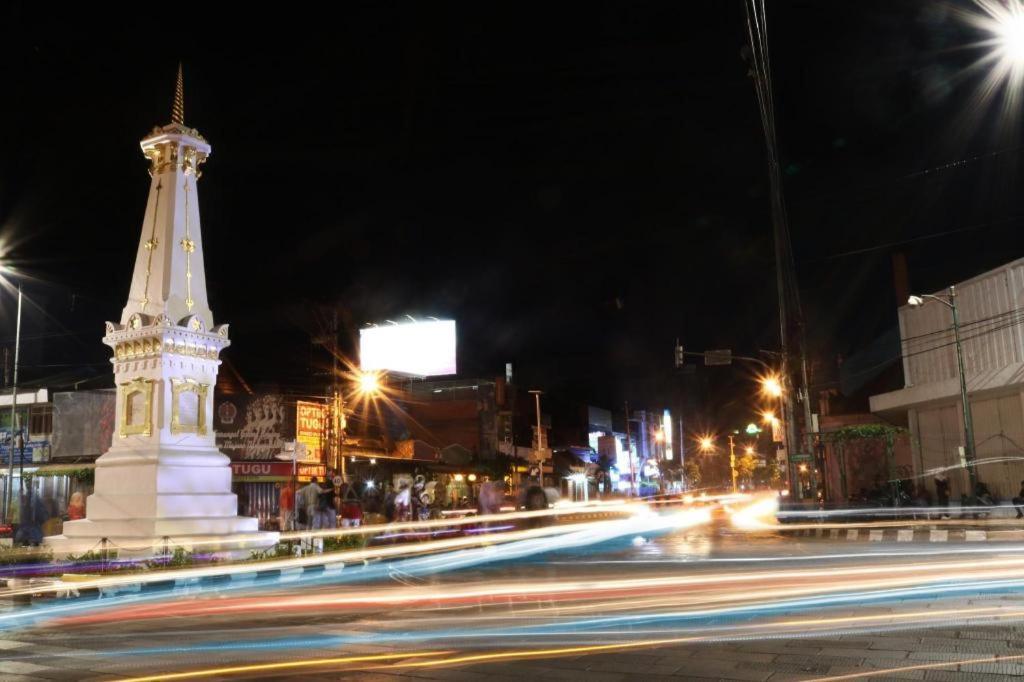 Dermaga Keluarga Hotel Yogyakarta Bagian luar foto